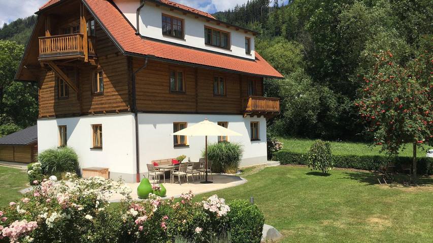 Ganze Ferienwohnung, Das große Apartment im Hochparterre (Nr.1) in Übelbach, Steirerland