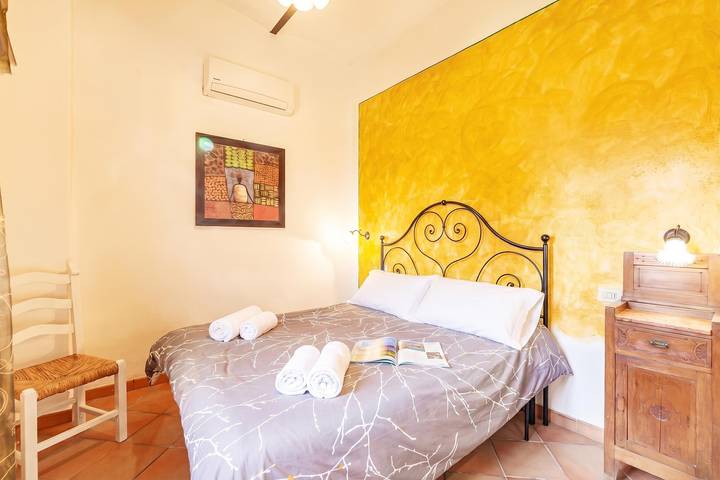 Apartamento entero, Ginestra Apt with Shared  2 pax in Castiglione del Lago, Lago Trasimeno