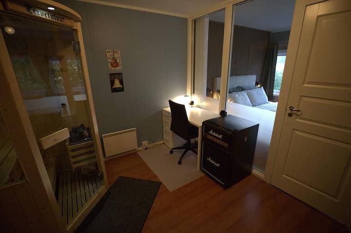 Ganze Wohnung, Koselig 2-etasjes leilighet med sauna in Tromsø