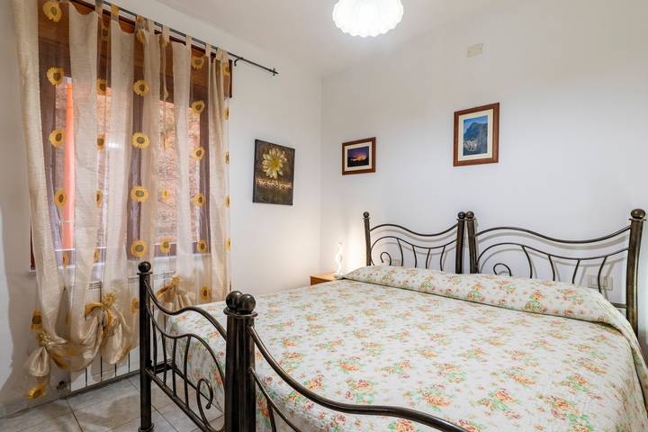 Double Room 205 with Air Conditioning in Jerzu, Barbagia