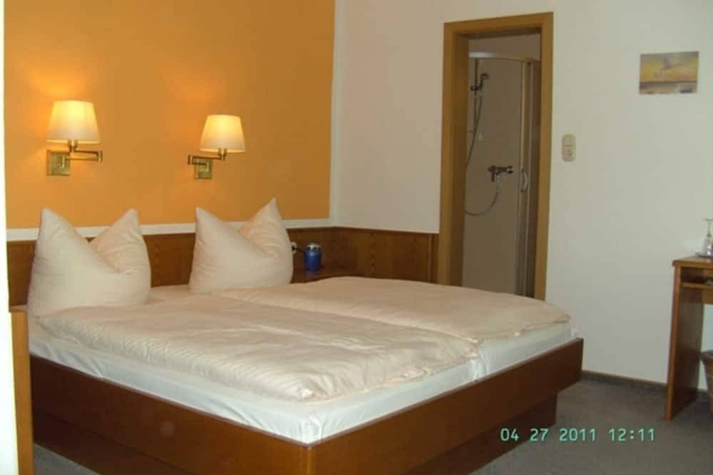 Doppelzimmer 1 - Hotel & Restaurant Kähler Gm 69351 in Graal-Müritz, Rostock y sus alrededores