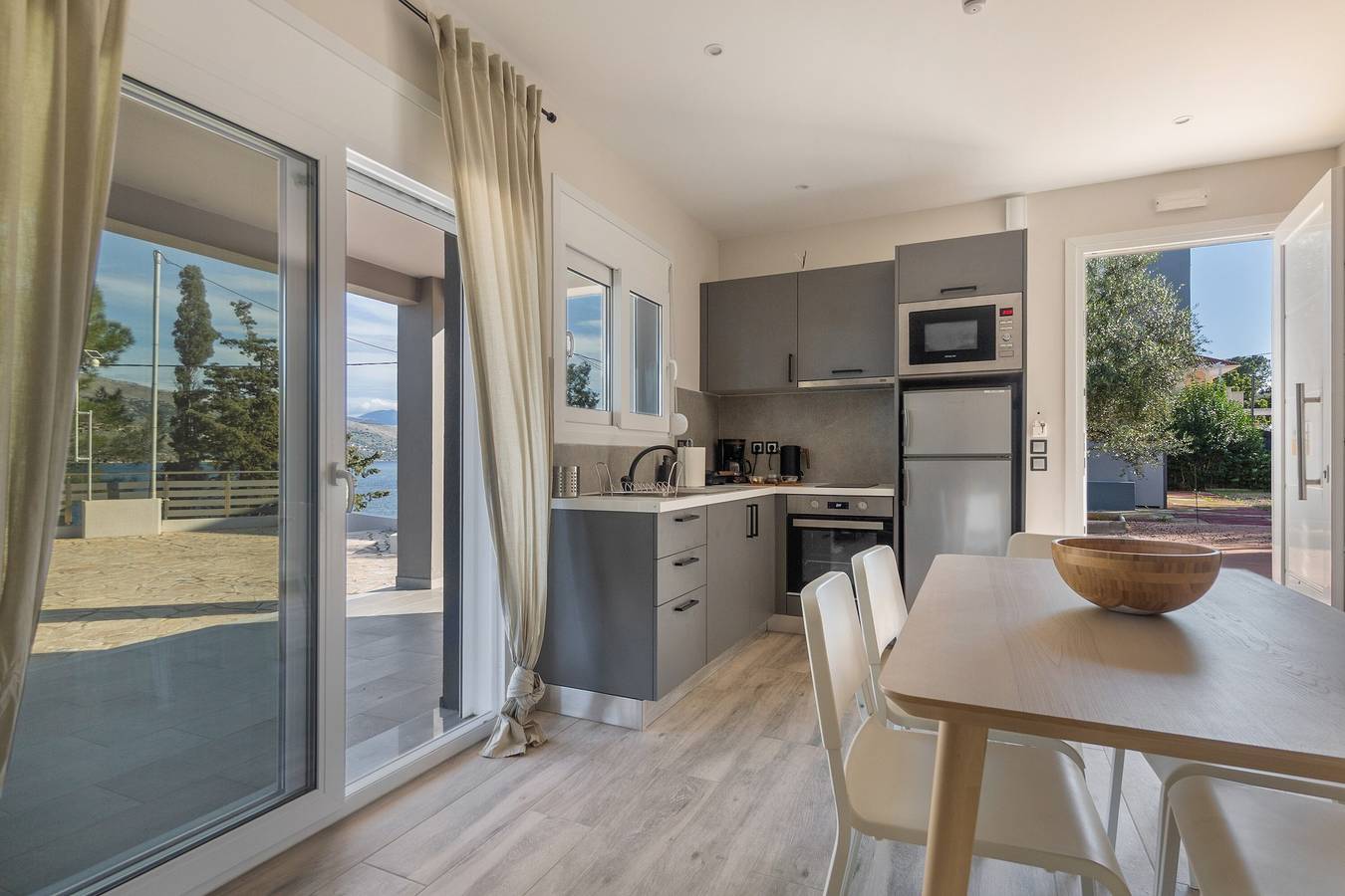 Apartamento entero, Apartamento de 2 dormitorios con vistas al mar, Wi-Fi y aire acondicionado in Cefalonia