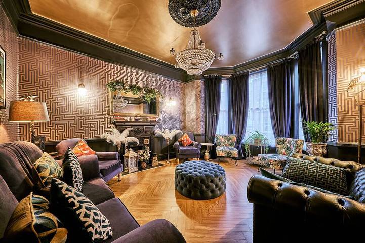 Holiday rental for 12 people in Derry