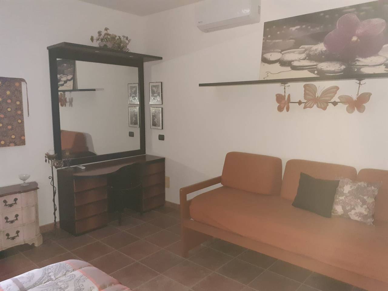 Vierbettzimmer mit Gemeinschaftsterrasse, Seeblick und Wlan in Oscheri, Olbia-Tempio