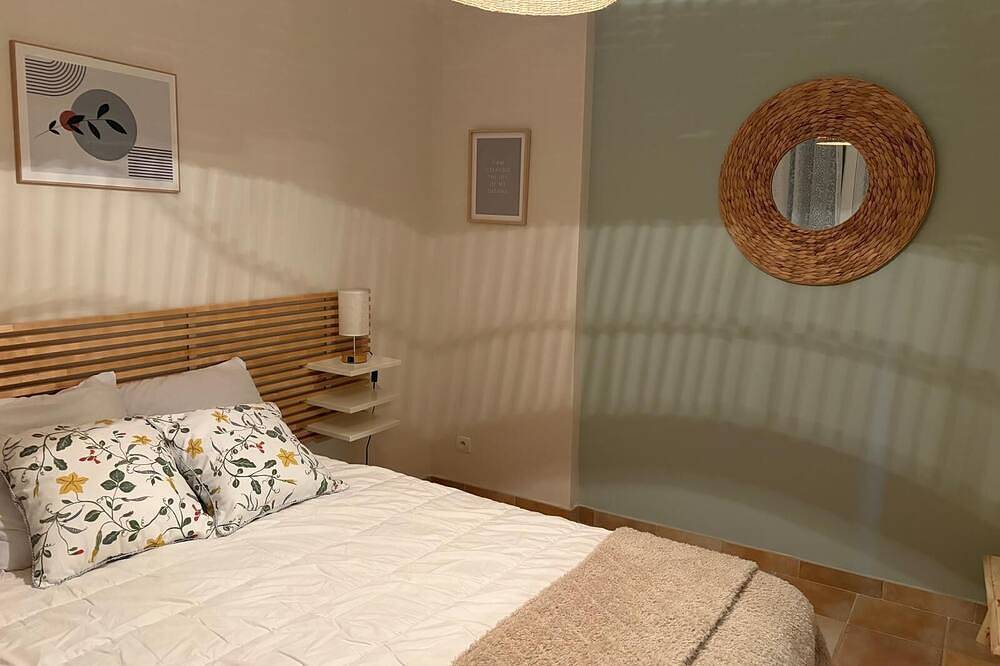 Ganze Wohnung, Discover a true haven of peace for your vacations 🌿 in Sillans-la-Cascade, Brignoles Region