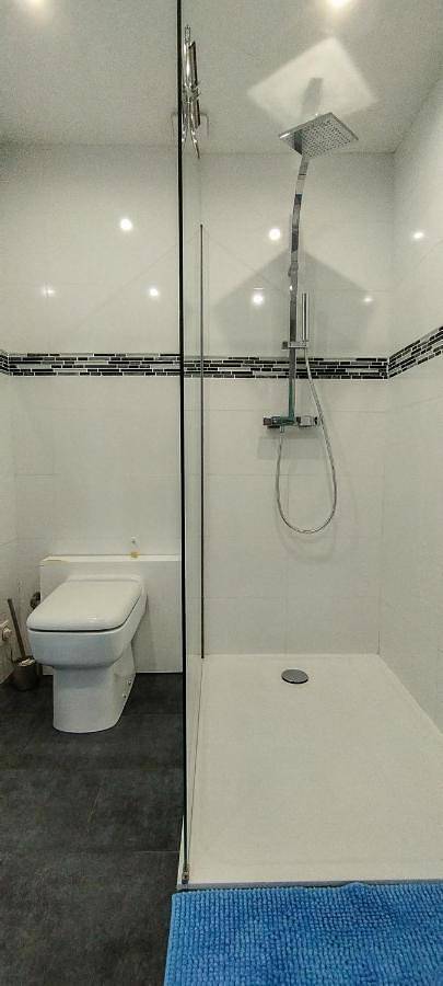Double Room with Private Bathroom in Ploemeur, Côte des Mégalithes