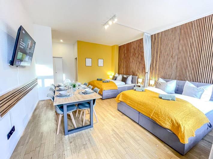 Ferienwohnung für 7 Personen, mit Balkon und Sauna in Zoo Leipzig
