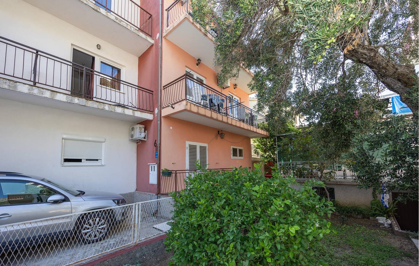 Ganze Ferienwohnung, Ferienwohnung für 5 Personen mit Terrasse in Podaca, Makarska Riviera