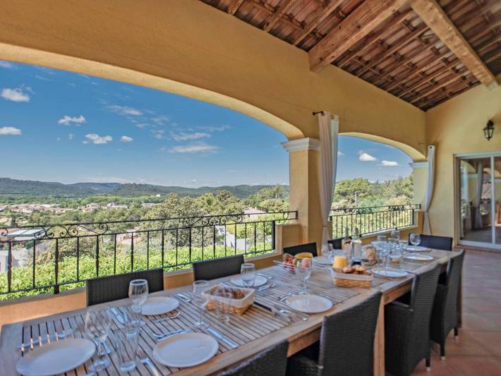 Location de vacances pour 6 personnes, avec jardin à Vidauban - 4