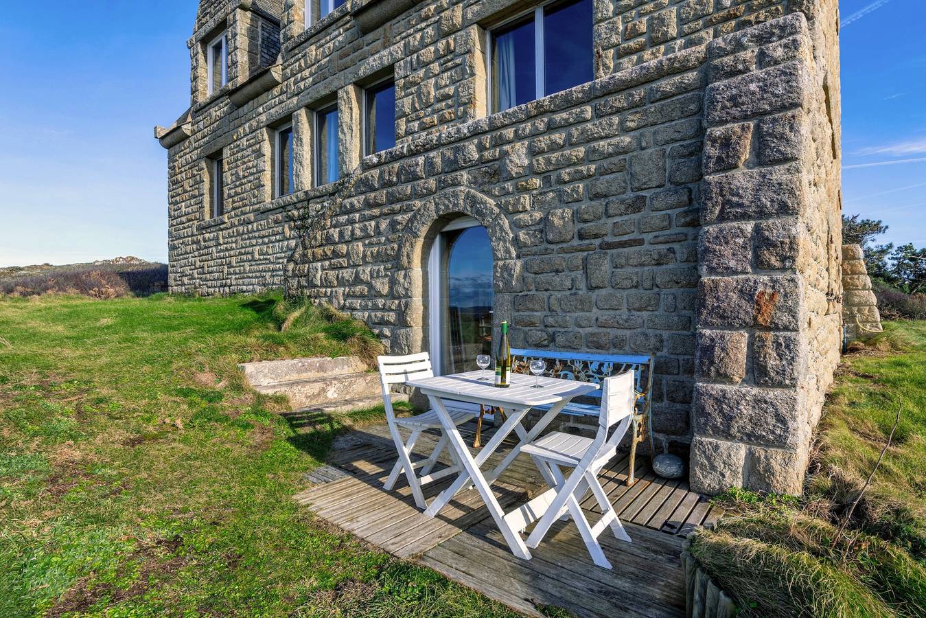Studio-appartement 'Vue Sur Mer' met zeezicht, privéterras en wifi, foto 14