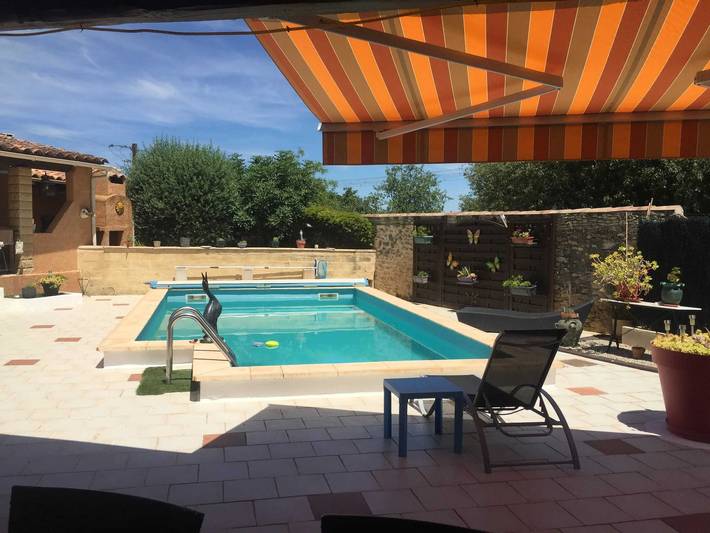 Gîte pour 2 personnes, avec piscine et jardin à Sernhac - 2