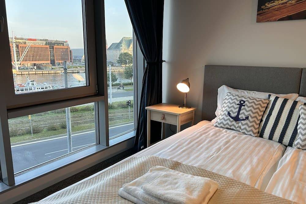 Entire apartment, Studio with a River Oder View, Old Town, Aircondition by Stayly in Szczecin, Polish Baltic Sea