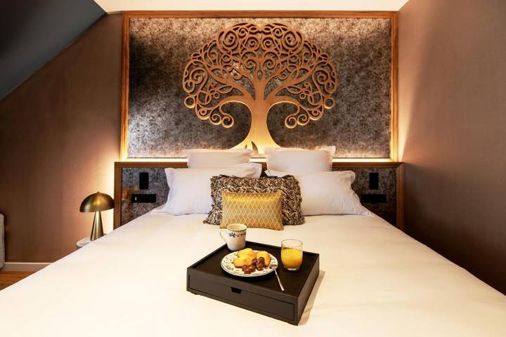 Hôtel pour 2 personnes, avec Terrasse et Jacuzzi ainsi que Jardin et Piscine à Rostrenen