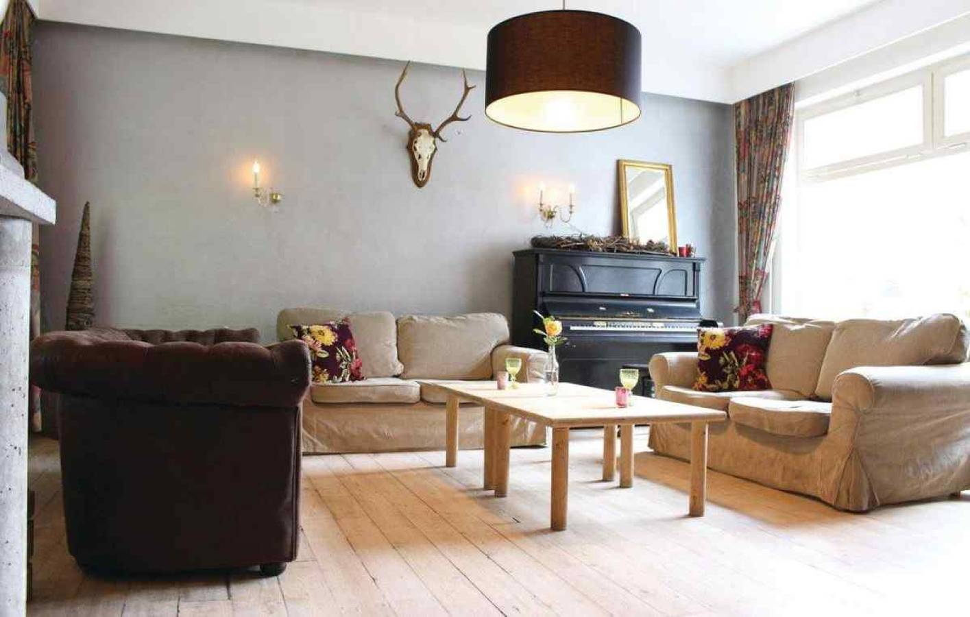 Prachtige 12 persoons villa in Zuid-Limburg met bubbelbaden in Limburg