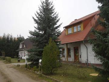 Ferienhaus für 8 Personen, mit Terrasse und Garten, kinderfreundlich in Rechlin