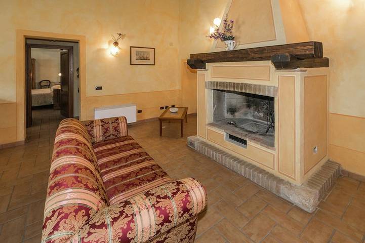 Apartamento de vacaciones para 4 personas, con jardín además de balcón y piscina - 1