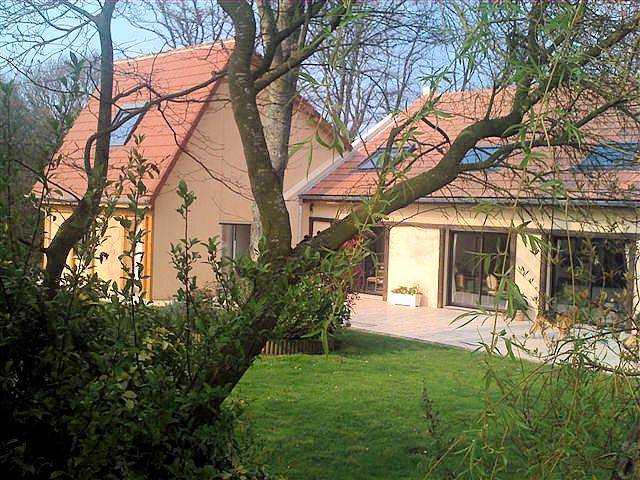 Chambre d’hôte pour 2 personnes, avec Balcon ainsi que Terrasse et Jardin à Incheville