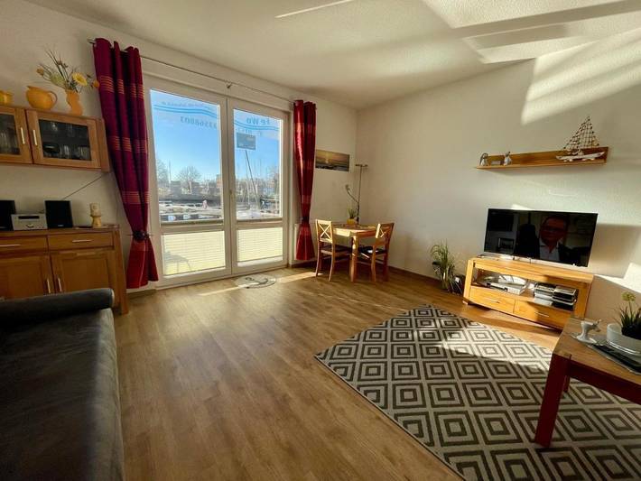 Ferienwohnung für 7 Personen, mit Terrasse und Ausblick sowie Seeblick, mit Haustier in Greifswald - 3