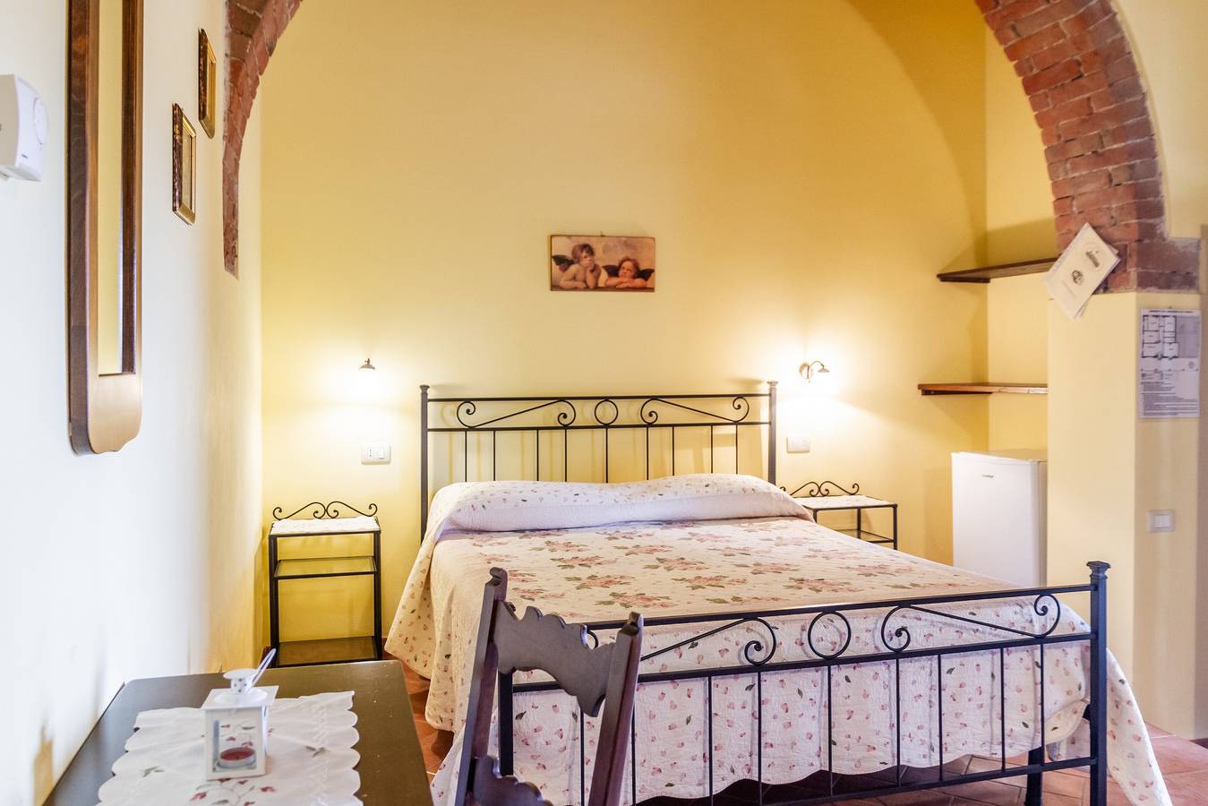 Zimmer 'Fienile' mit gemeinsamer Terrasse, gemeinsamem Garten und Wi-Fi in Grosseto, Grosseto Provinz