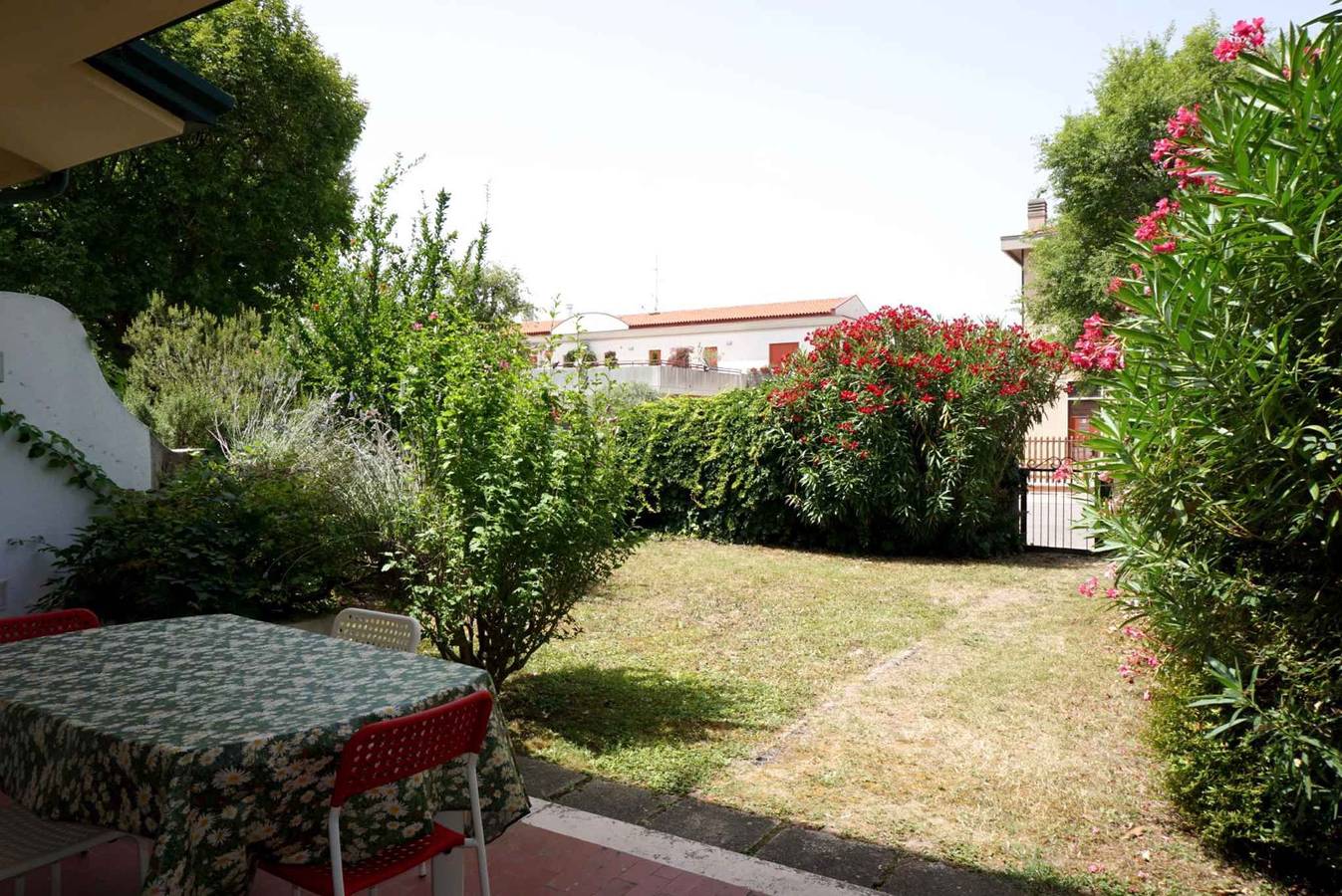 Villa Holiday village with swimming pool and tennis court a stone's throw from the sea and the pedestrian area in Porto Santa Margherita, Caorle