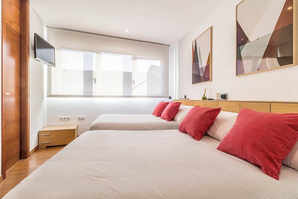 Vlvilla.  Villa de lujo en Valencia con piscina privada y sala de cine in Burjasot, Costa de Valencia
