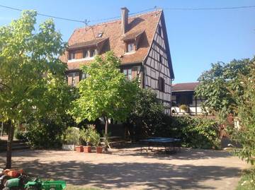 Gîte pour 5 personnes, avec jardin à Dambach-la-Ville