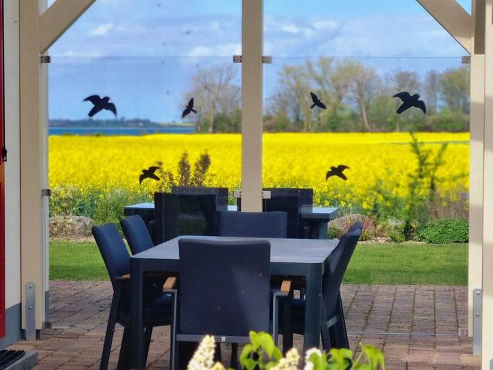 Ferienhaus für 4 Personen, mit Terrasse und Garten sowie Sauna und Seeblick, kinderfreundlich in Wismarer Bucht - 2