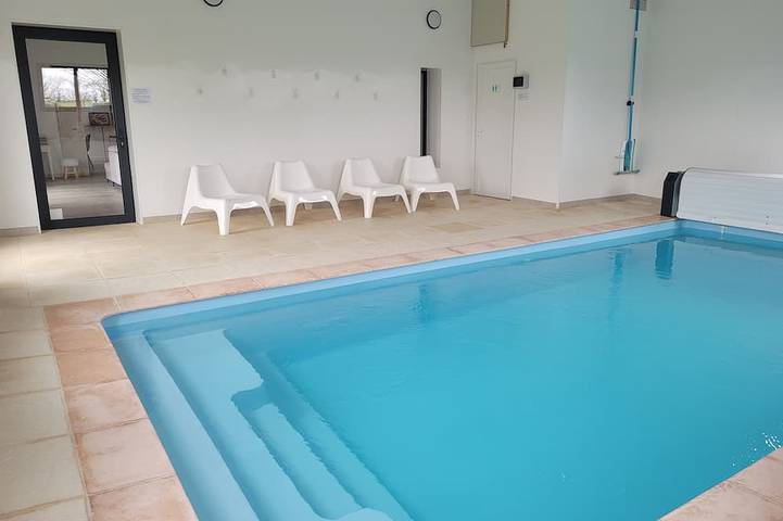 Location de vacances pour 15 personnes, avec jardin à Le Loroux-Bottereau