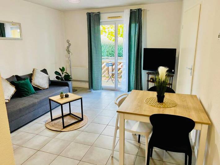 Gîte pour 4 personnes, avec terrasse à Miramont-de-Guyenne - 2