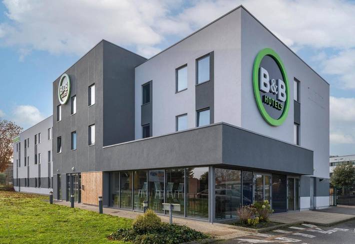 Hôtel pour 4 personnes, avec Jardin à Laval