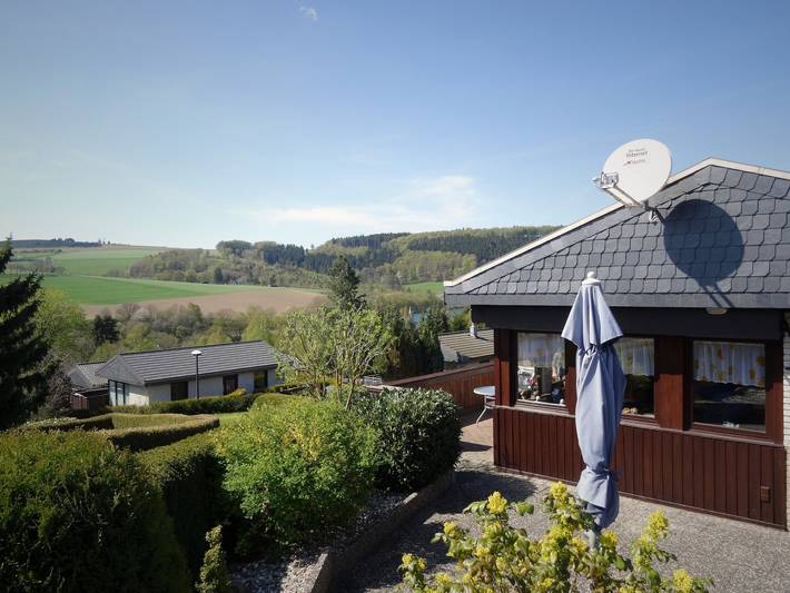 Ferienhaus für 5 Personen, mit Terrasse und Garten in Meschede - 2