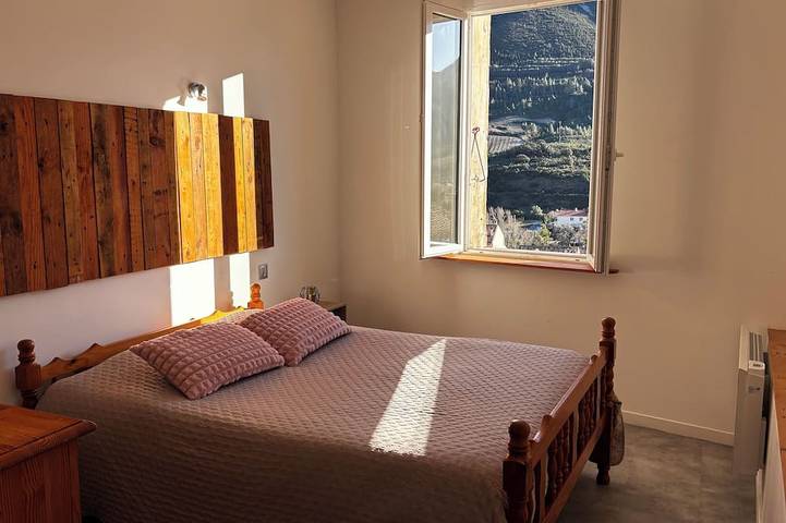 Gîte pour 5 personnes à Maury