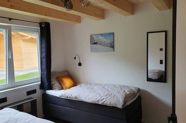 Luxuriöses Chalet 6p ski-in ski-out, Skischule, Schwimmparadies und Dorfzentrum in Gailtaler Alpen, Kötschach-Mauthen