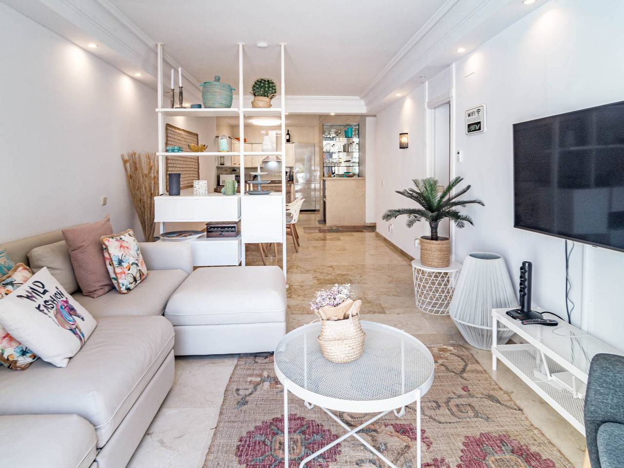 Villa Confortable à Marbella pour 6 Pers. avec Piscine, Clim. et Wifi in Marbella West, Marbella