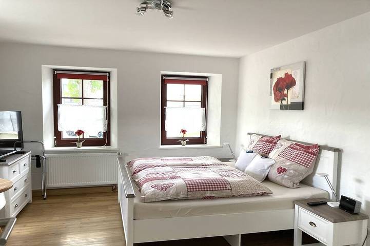 B&B für 2 Personen, mit Garten in der Eifel