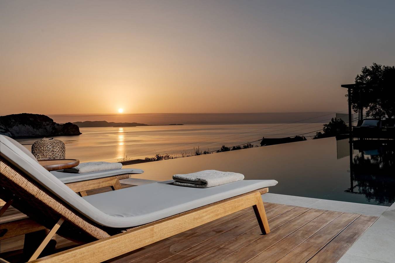 Glorious Zakynthos Villa | Villa Gandalf | 4 Bedrooms | Breathtaking Sea Views in Κερί, Λαγανά