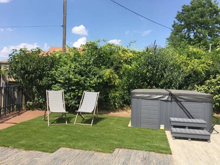 Gîte pour 10 personnes, avec jacuzzi et jardin à Azay-le-Rideau - 3