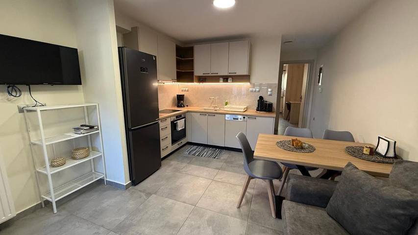 Gîte pour 4 personnes, avec jardin, animaux acceptés dans Leonidion