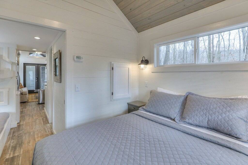 Petite Retreat at The Retreat at Water's Edge in Grundy County