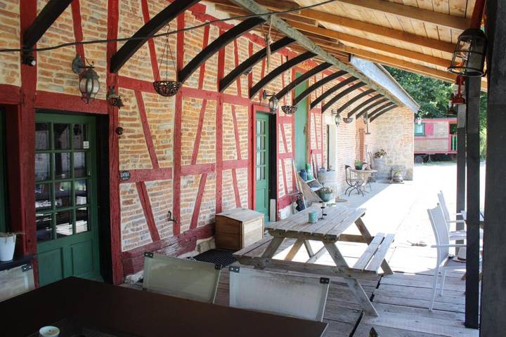 Chambre d’hôte pour 6 personnes, avec Terrasse ainsi que Jardin et Vue
