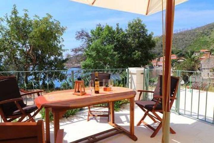 Ferienwohnung für 4 Personen, mit Terrasse auf Peljesac