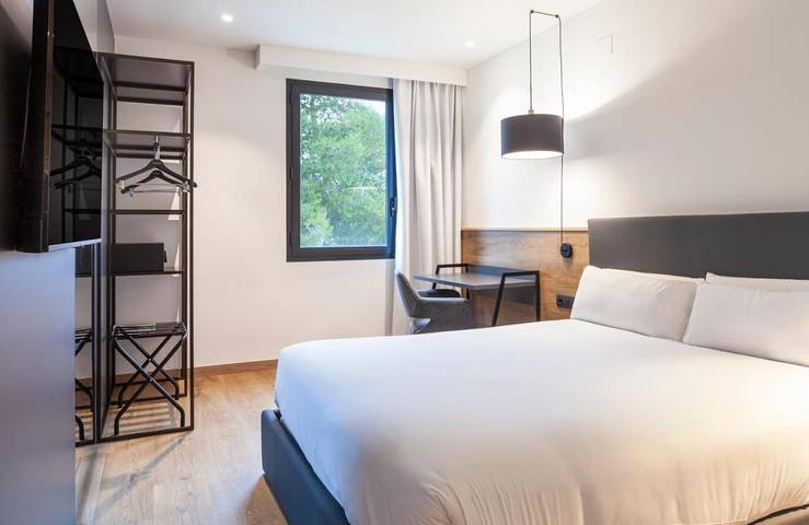 Hotel para 2 personas - 1