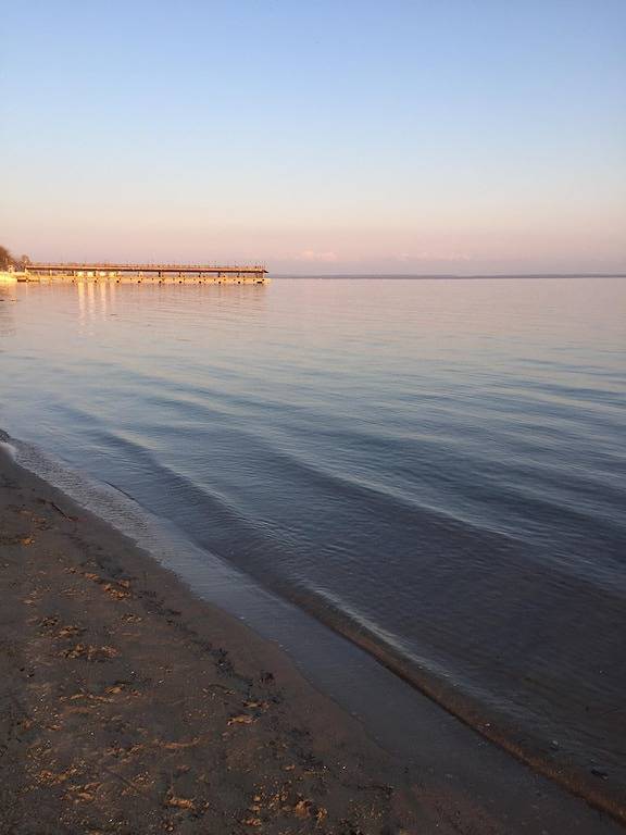 Ferienhäuser Auf Südlichem Küste Des Kristallstrands. 5 Minuten zu Fuß zum Strand in Fort Erie, Niagara Fälle