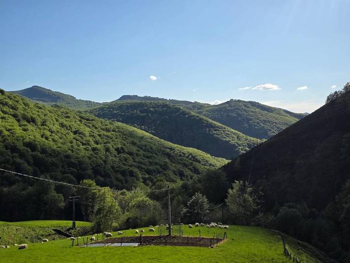 Casa rural para 2 personas, con vistas y jardín en Pirineo Navarro - 2