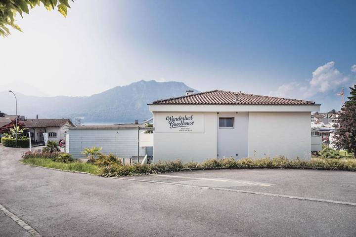 Gîte pour 2 personnes, avec vue ainsi que jardin et terrasse à Weggis - 2