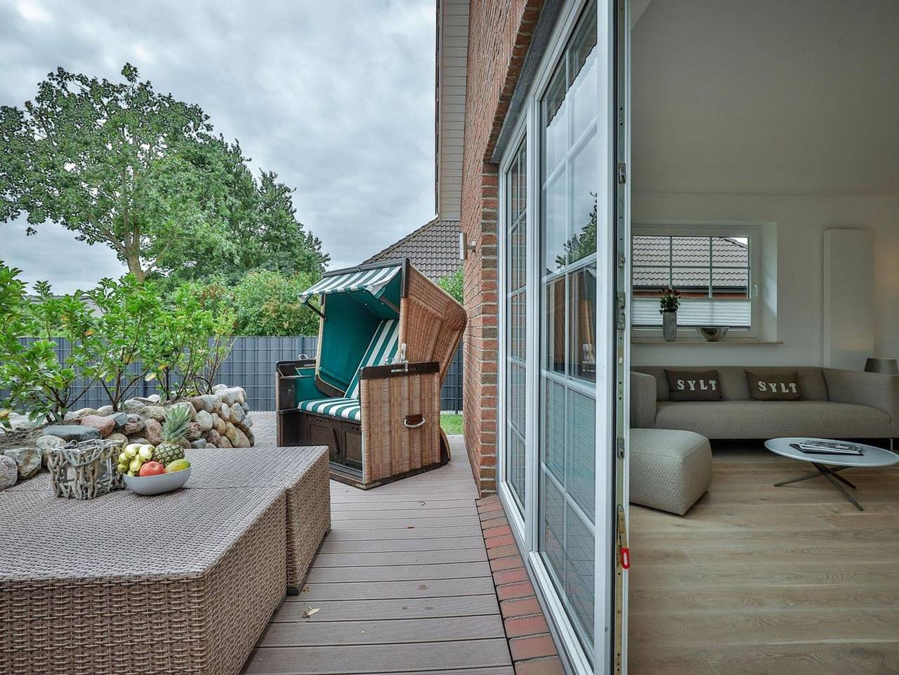 Sylt Seascape I - Zentraler Luxus Bungalow für 4 Personen mit Sauna, Garten, Pkw-Stellplatz, Wlan. in Westerland, Sylt (Gemeinde)