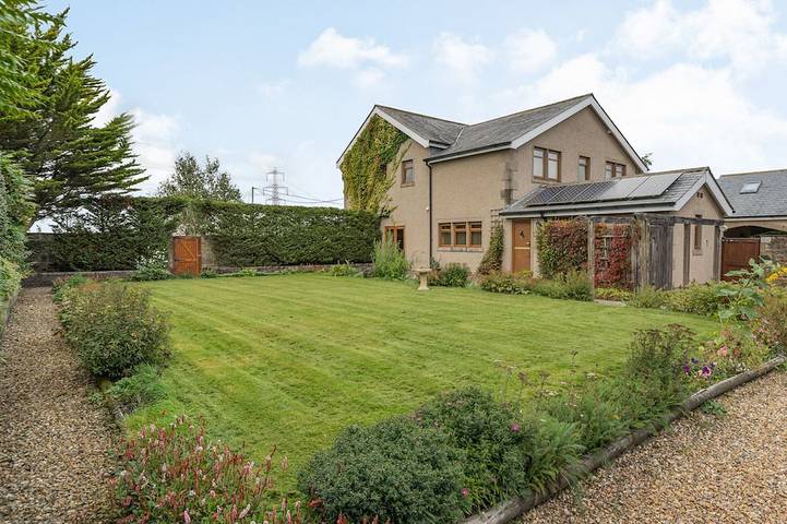 Cottage for 11 people, with hot tub and garden in Lancashire