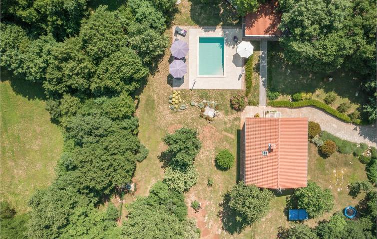 Location de vacances pour 4 personnes, avec terrasse et piscine, animaux acceptés à Bale (Croatie) - 4