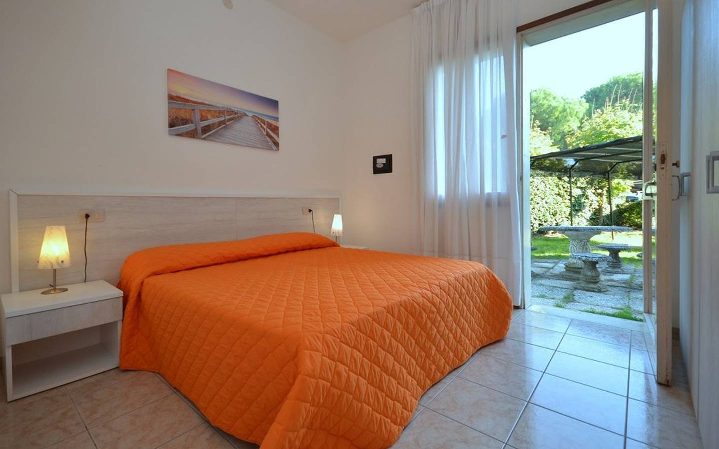 Ferienhaus mit privatem Garten und Terrasse in Bibione, Venedig Provinz