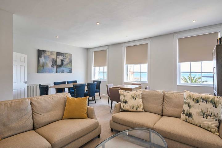 Holiday rental for 10 people, child-friendly in Weymouth